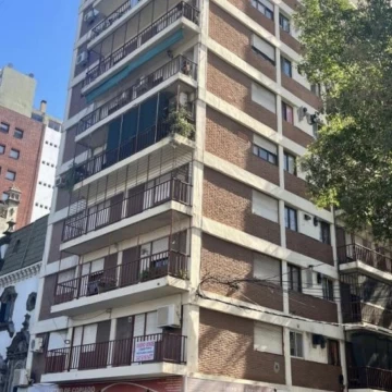 Departamento 2 Dormitorios Frente a Tribunales y Parque Independencia