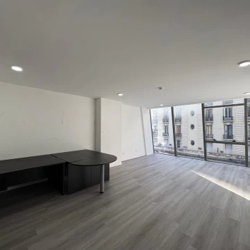 Venta o Alquiler Oficina en Microcentro a estrenar