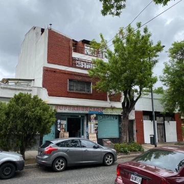 Casa en venta ubicado en velez sarsfield