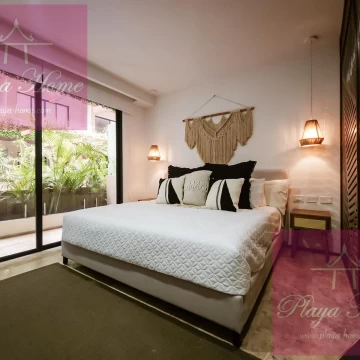 Resale, Menesse Tulum, Studio