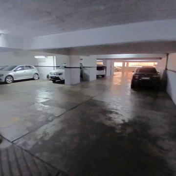 OORTUNIDAD 3 Cocheras fijas cubiertas en Monserrat, APTO CREDITO hipotecario, escritura inmediata