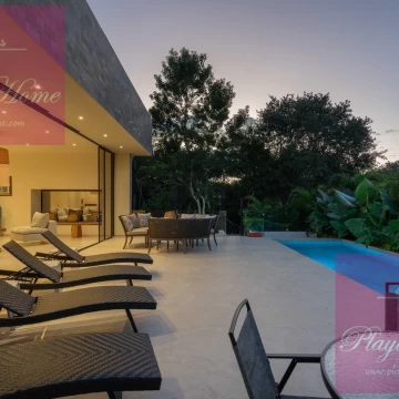 Discover the monarchy of rest and beauty at Casa Monarca Region 15