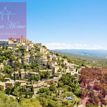 Castle Off Market in Saint-Rémy-de-Provence (13), France