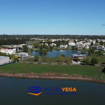 Lote en venta a la Laguna Principal en Country Terravista, General Rodriguez