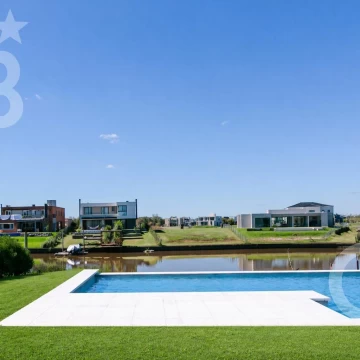 Venta Casa en el Naudir - Con Amarra - A estrenar - 3 dormitorios