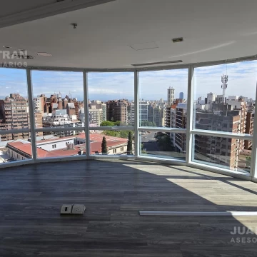 PISO en alquiler - Edificio Inteligente - H. Irigoyen 146