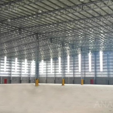 Excelente Nave industrial de 5.000m2 (a estrenar)
