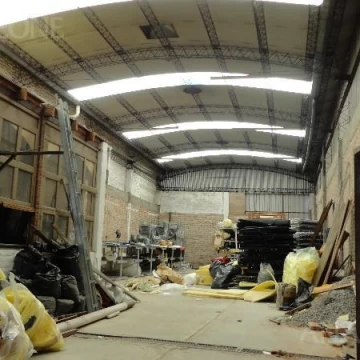 Nave Industrial - Depósito - Local - San Isidro - Venta