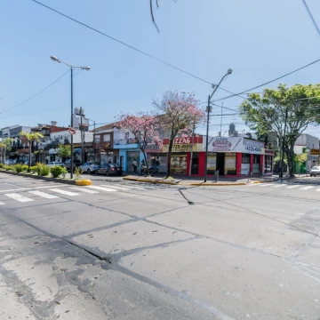 Locales comerciales. Venta en block. Esquina. Virreyes San Fernando