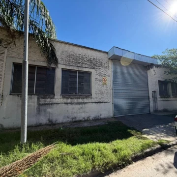 Depósito en Villa Bernardo Monteagudo