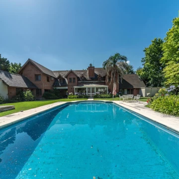 Venta Casa 6 ambientes en Club Country San Diego, Moreno