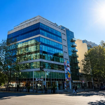 Local Venta en Avenida Caseros 3300