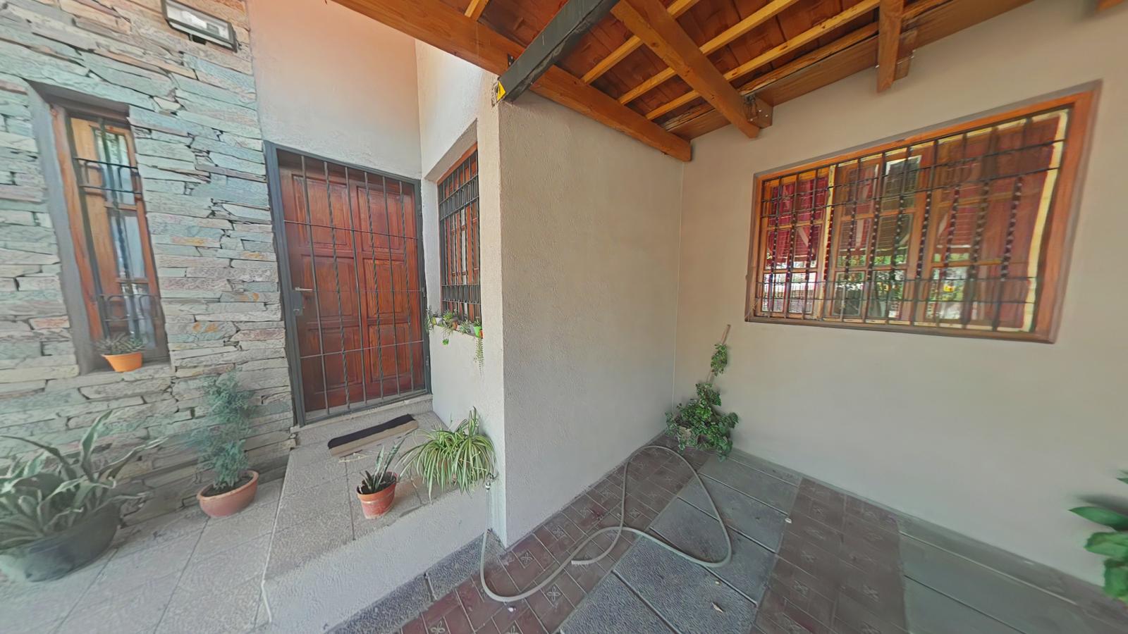 CASA EN VENTA 4 DORMITORIOS EN GODOY CRUZ CON TOUR VIRTUAL - 3