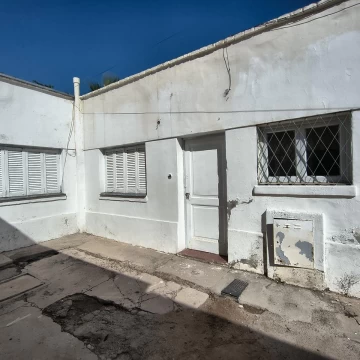 CASA EN VENTA 2 DORMITORIOS EN GODOY CRUZ CON TOUR VIRTUAL