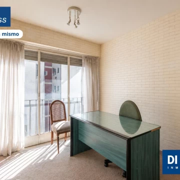 Depto 2 amb Centro apto profesional y cochera