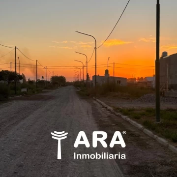 Terreno con casa en construccion