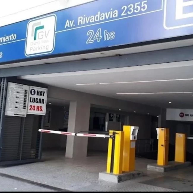 Cocheras en Segundo Subsuelo, baño, doble rampa, ascensor, seguridad 24hs, pool de renta