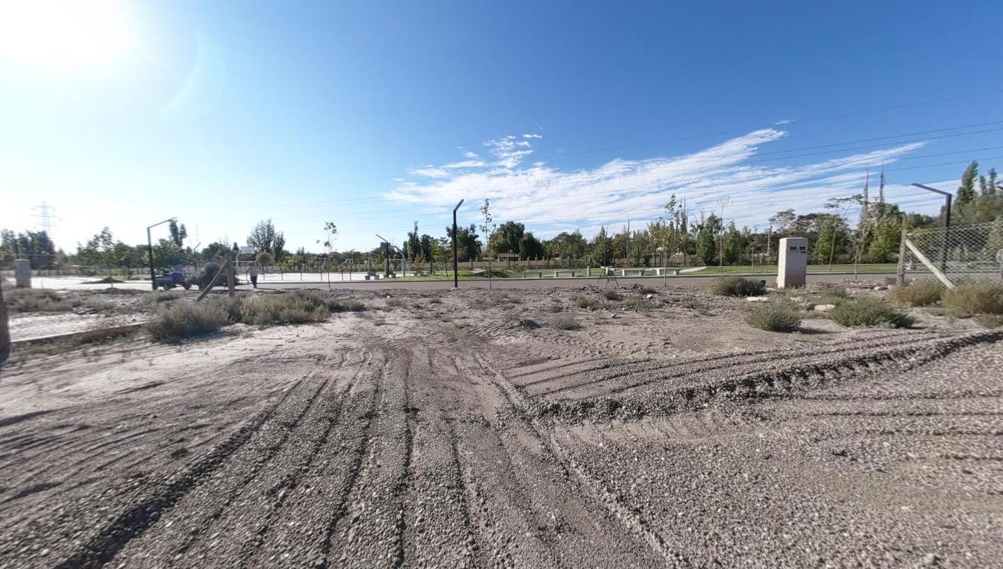 LOTE DE MZNA "A" LOTE 16 DE 676M2 B° QVATTRO VIAMONTE CON TOUR VIRTUAL - 4