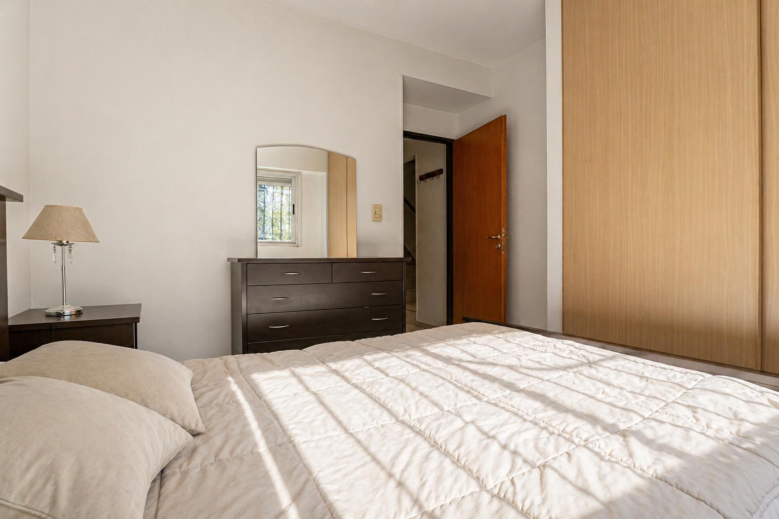 Departamento de 3 ambientes en Monte Castro, foto 5