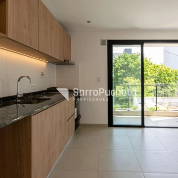 Venta departamento semipiso 2 ambientes con parrilla en Haedo.
