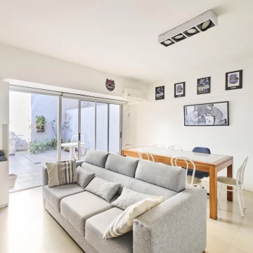 VENTA Duplex 3 ambientes con patio en Recoleta