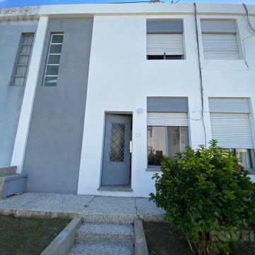 Oportunidad!! Casa de dos dormitorios en venta - Colonia del Sacramento