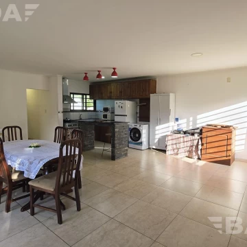 1777575969.jpg