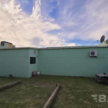 1777575973.jpg