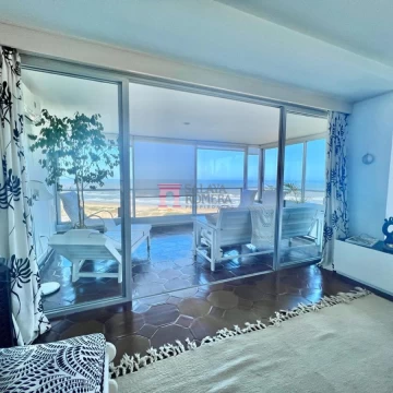 Venta , primera linea brava , 4 dormitorios , Punta del Este ,  SAP4710787