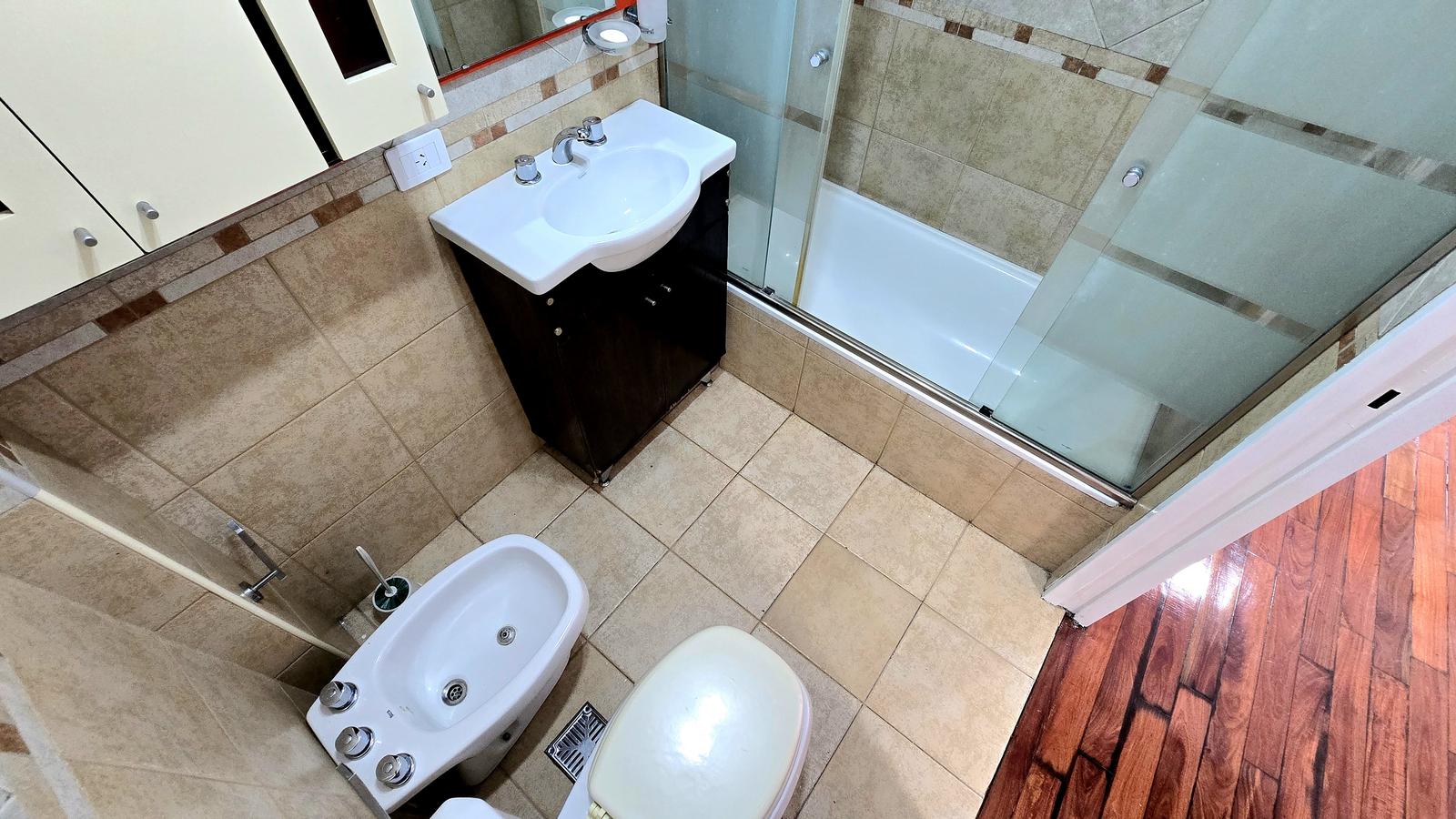 Baño completo.