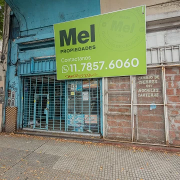 Local en Av. Comercial I Venta, Colegiales