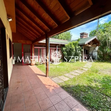 Venta de Casa 4 Ambientes en San Andres, General San Martín.