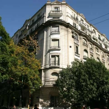 Departamento en alquiler en Ed. Los Patos en Palermo. Living y comedor Toilette 2 dormitorios Baño
