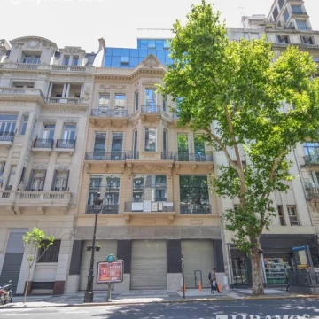 Edificio en alquiler