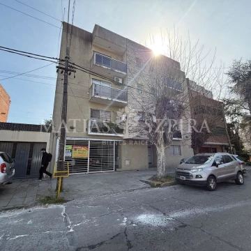 Alquiler Departamento 3 Ambientes en Haedo c/ cochera