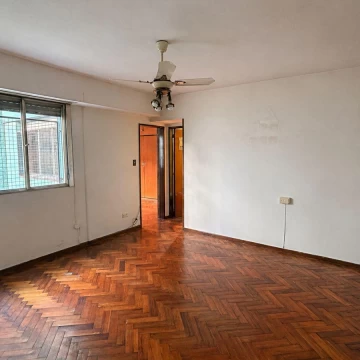Venta Depto 2 amb. almagro (a 2 cuadras de Hospital Italiano)