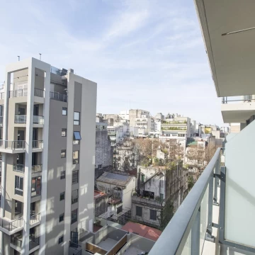 Departamento 4 ambientes con balcón aterrazado - OM Recoleta