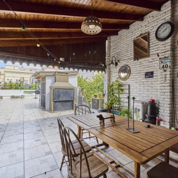 VENTA PH 4 ambientes con quincho y terraza propia en Balvanera