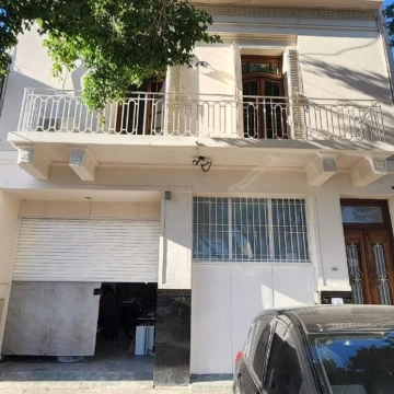 VENTA EDIFICIO  EN LOTE PROPIO CON OFICINAS VILLA CRESPO