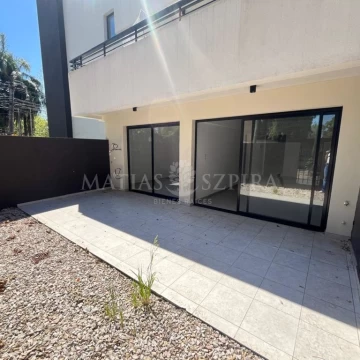ALQUILER DEPARTAMENTO 2 AMBIENTES  PATIO PARRILA Y COCHERA EN BEWEST 