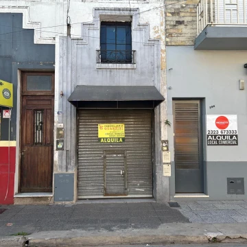 LOCAL EN ALQUILER EN LUJAN CENTRO