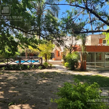 Venta casa 3 dormitorios en Villa Allende Golf