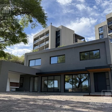 Venta – Casa de 3 dormitorios – La Cuesta a ESTRENAR