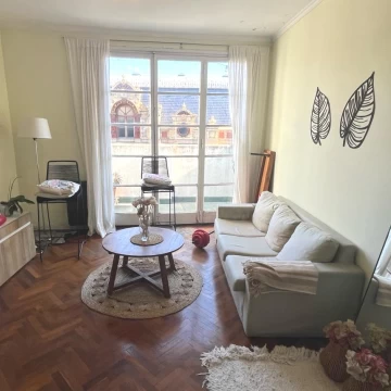 Departamento en Venta 3 ambientes en Recoleta - Piso alto - Vista abierta frente al Palacio de Aguas