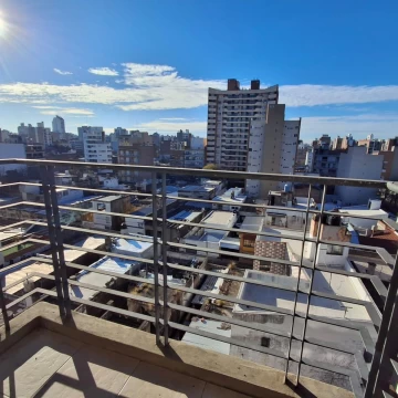 Alquiler y Venta departamento con cochera ubicado en Dorrego al 2000 Rosario Apto credito