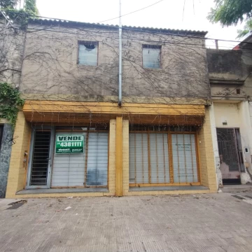 VENTA  Inmueble comercial en dos plantas con gran salón y oficinas Rosario
