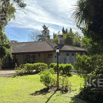 Casa en barrio privado "El Rodal" , Sobre lote de 1400 mts APTO CREDITO