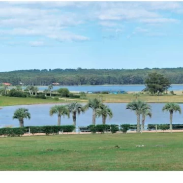 Exclusivo terreno en venta en Laguna Estates