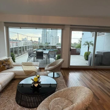 Exclusivo 4 Ambientes con Gran Terraza y piscina en ZenCity – Puerto Madero