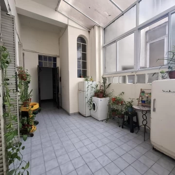 VENTA - 5 AMB c/ Patio techado - Monserrat